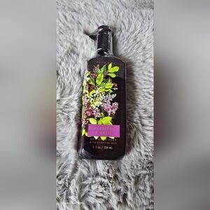 White Barn Blackberries & Basil Gentle Hand Soap - Deep Purple NEW Discontiued.